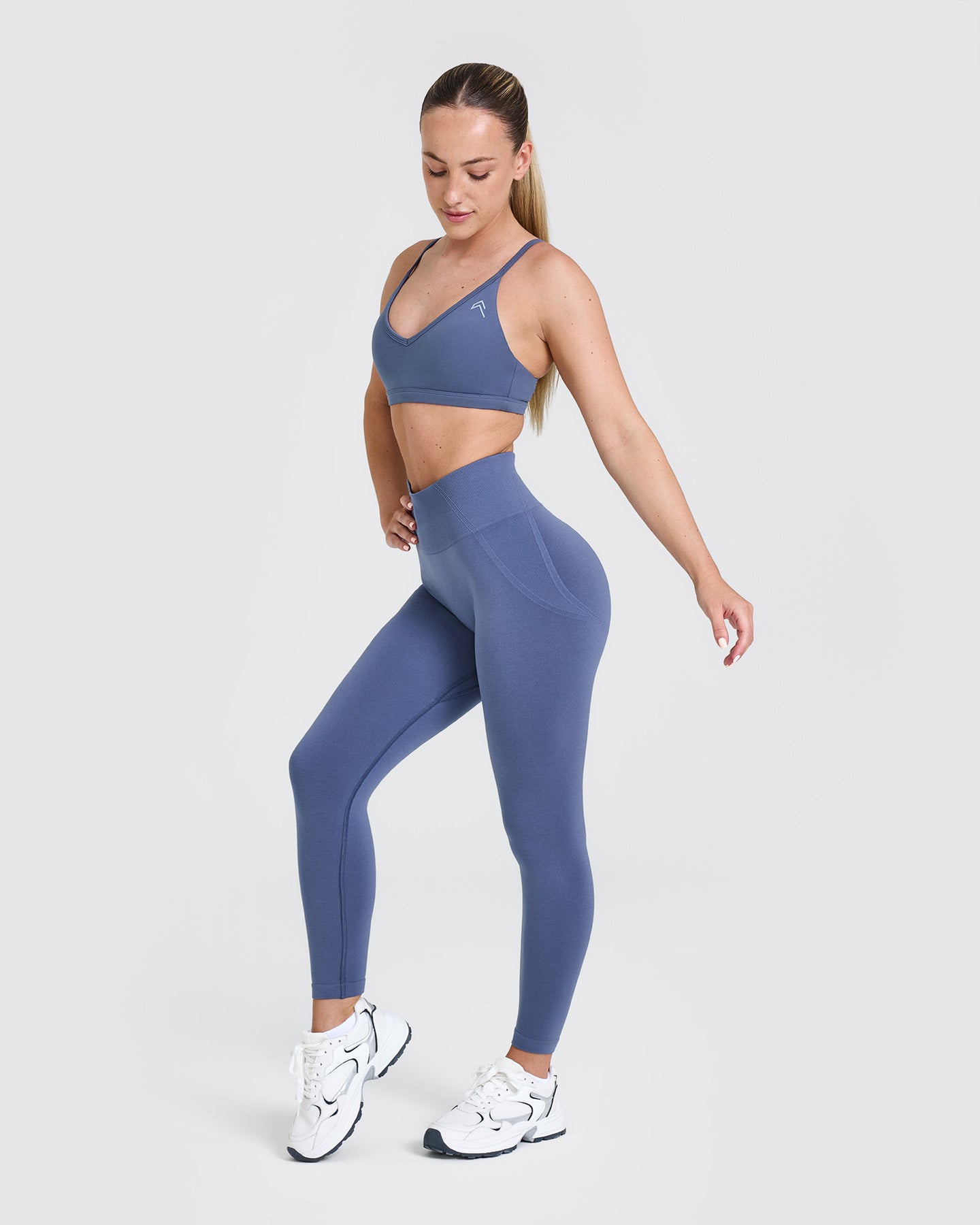 Effortless Seamless Leggings with White Logo | Slate Blue