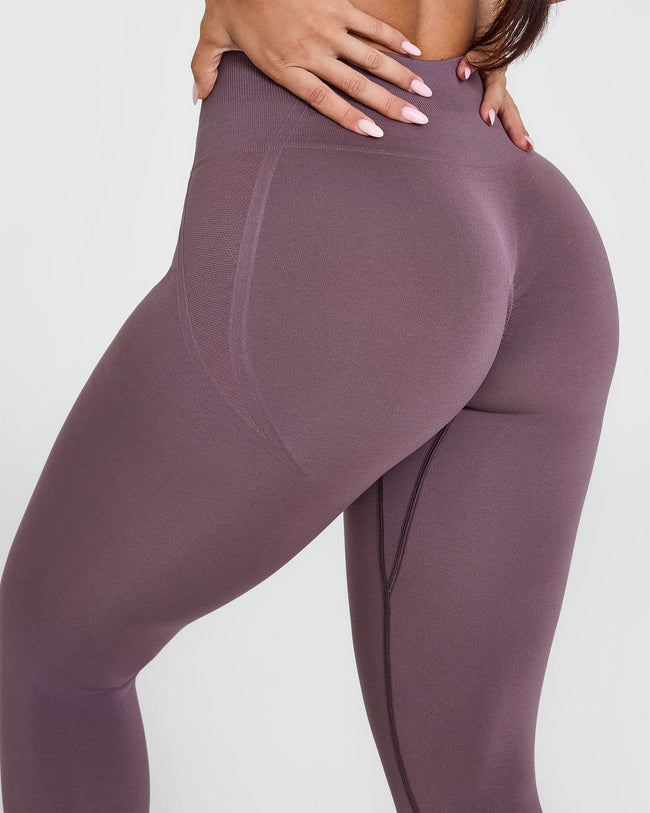 Effortless Seamless Leggings with White Logo | Vintage Purple