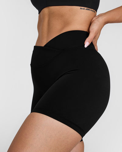 Unified Wrap Shorts White Logo 6" | Black