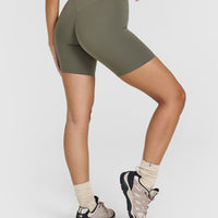 SoftMotion™ Cycling Shorts 8" | Alpine Green