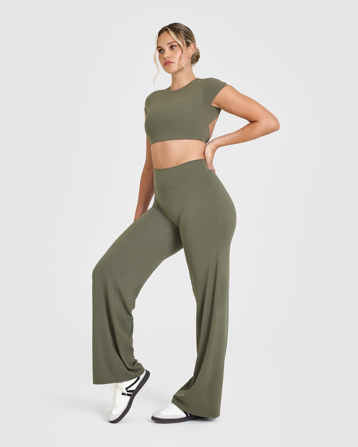 SoftMotion™ Short Sleeve Crop Top | Alpine Green