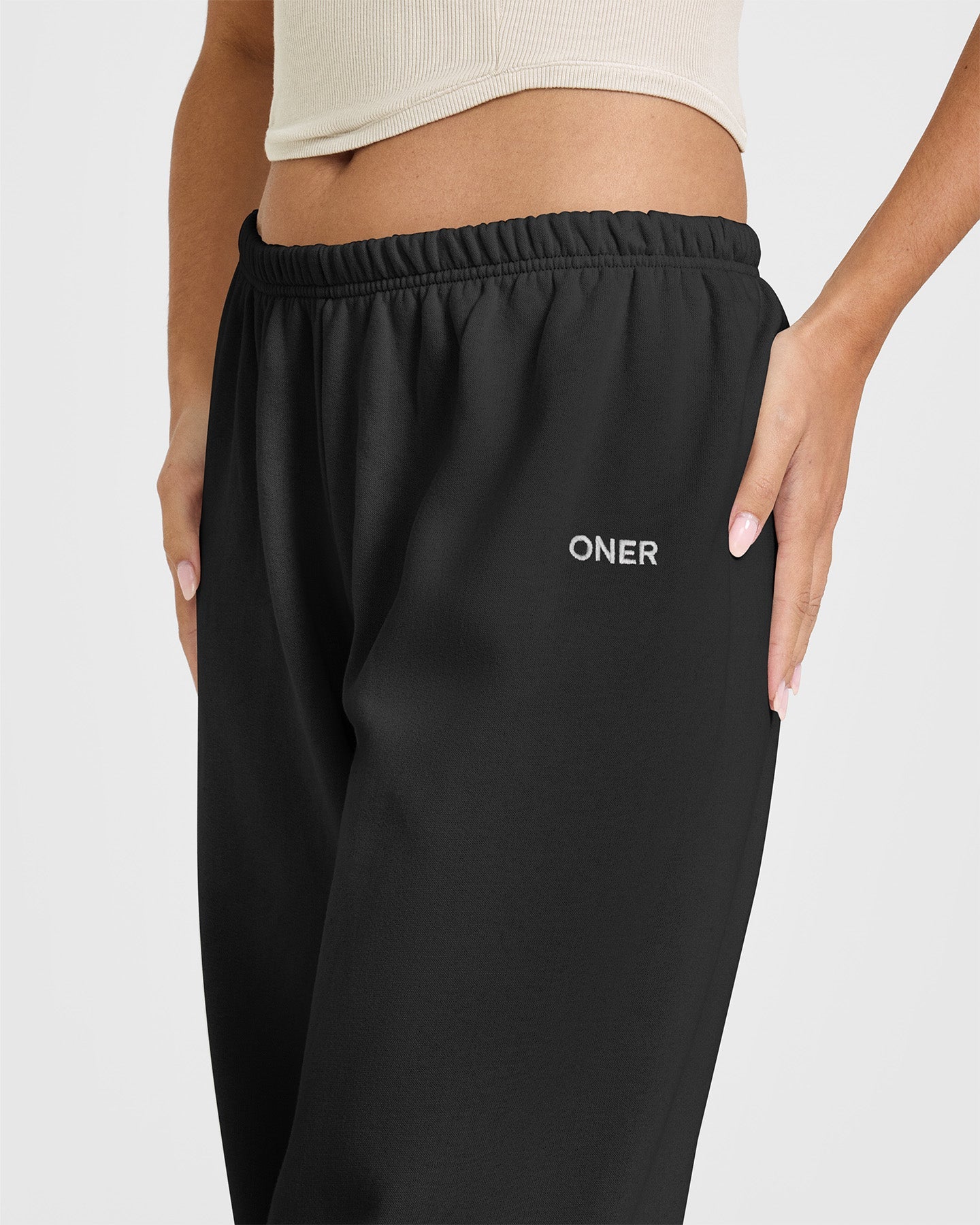 Mid Weight Joggers | Soft Black