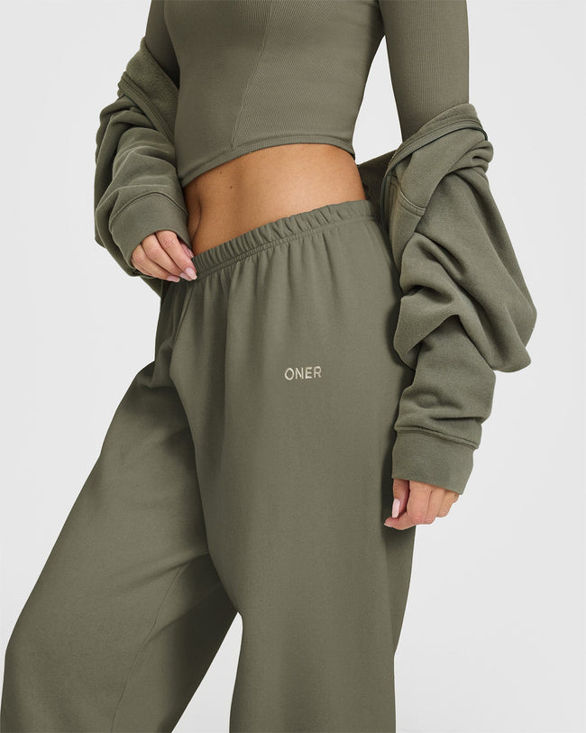 Mid Weight Joggers | Alpine Green