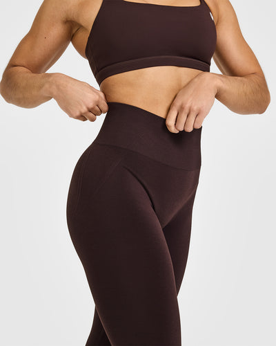 Effortless Seamless Leggings with White Logo | Plum Brown