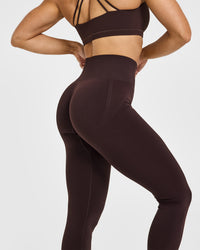 Effortless Seamless Leggings with White Logo | Plum Brown