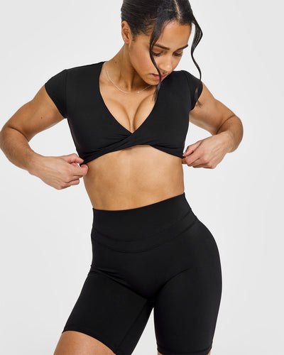 Unified Twist Front Short Sleeve Crop Top | Black