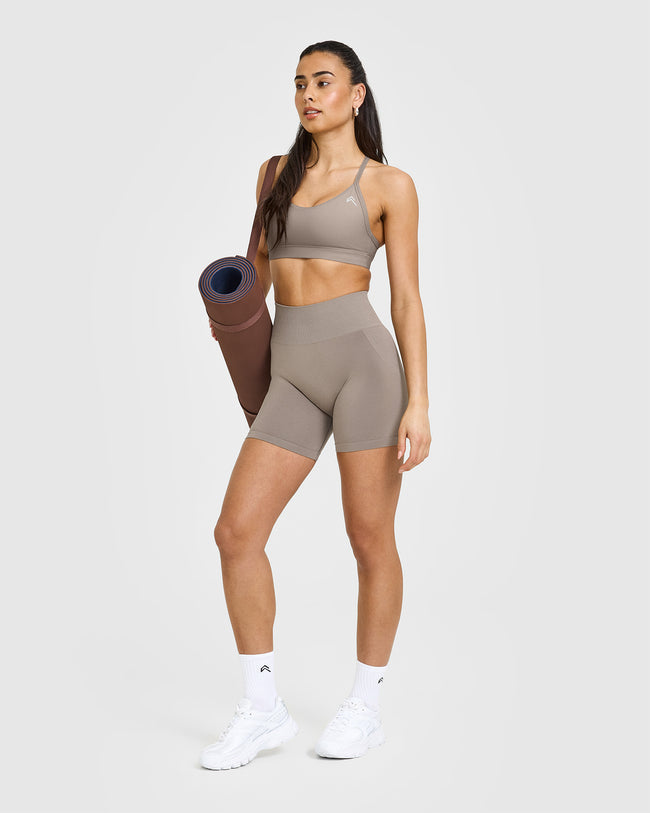 Effortless Seamless Shorts with White Logo | Minky