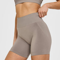 Effortless Seamless Shorts with White Logo | Minky