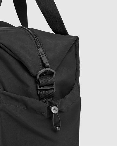 Essential Holdall | Black