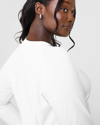 Go To Seamless Loose Long Sleeve Top | White