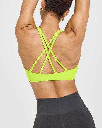 EasyLift™ High Neck Sports Bra | Charged Lime Green
