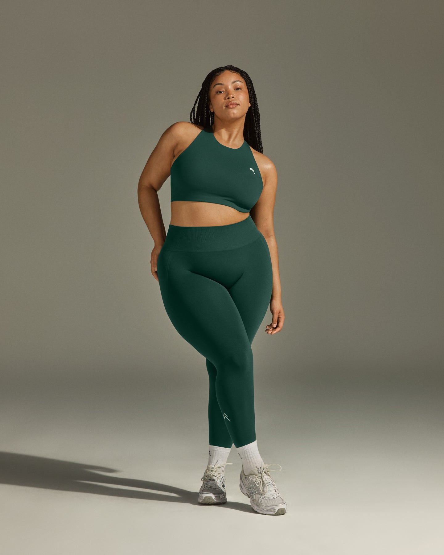 Effortless Seamless Leggings with White Logo | Racing Green