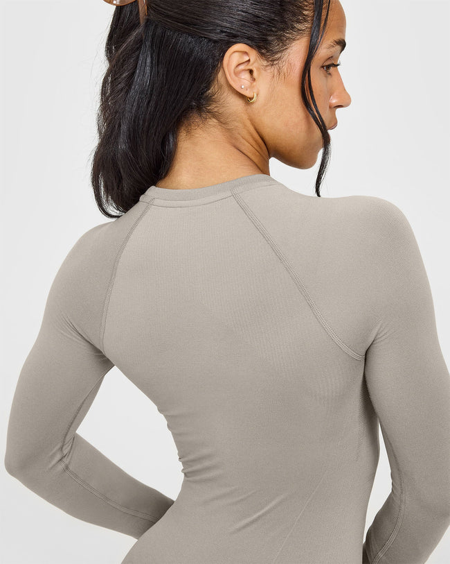 Go To Seamless Fitted Long Sleeve Top | Warm Sand