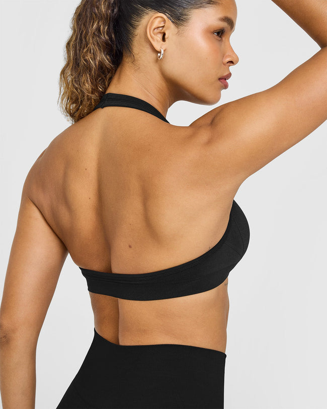 Effortless Seamless Halter Neck Sports Bra | Black