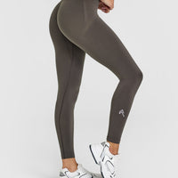 Effortless Seamless Leggings with White Logo | Deep Taupe