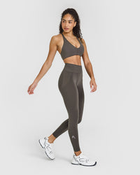 Effortless Seamless Leggings with White Logo | Deep Taupe