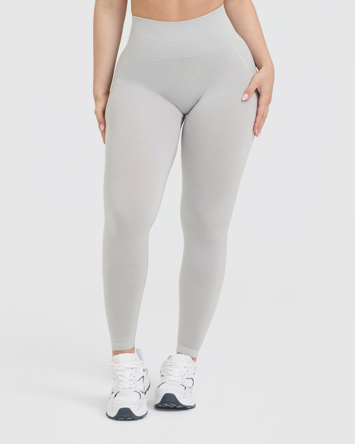 Effortless Seamless Leggings with White Logo | Light Grey Marl