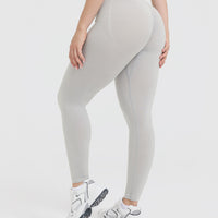 Effortless Seamless Leggings with White Logo | Light Grey Marl