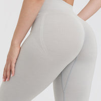 Effortless Seamless Leggings with White Logo | Light Grey Marl