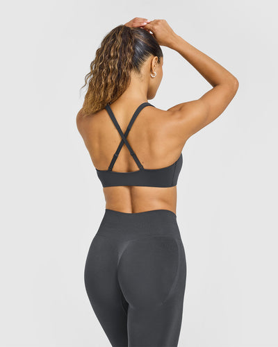 EasyLift™ Cross Back Sports Bra | Coal