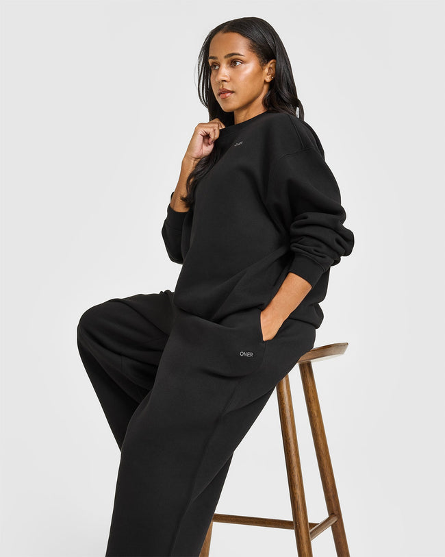 Foundations Oversized Straight Leg Joggers | Black