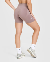 Effortless Seamless Shorts with White Logo | Dusty Purple