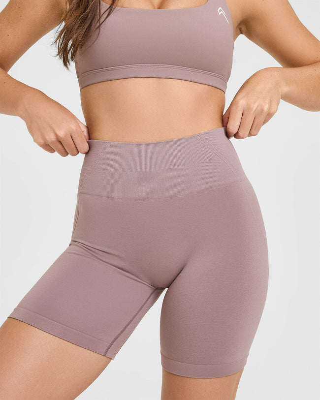 Effortless Seamless Shorts with White Logo | Dusty Purple