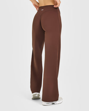 SoftMotion™ Straight Leg Pants with White Logo in Espresso Brown