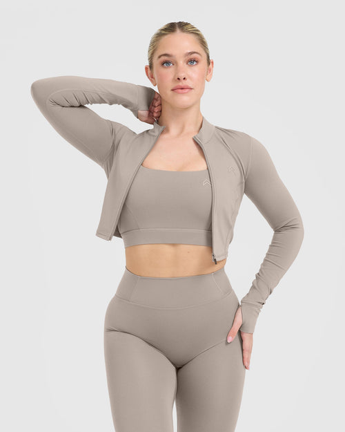 Cropped Jacket & Slingback Swagger
