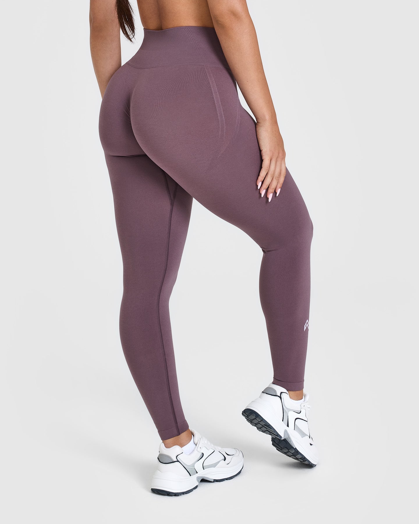 EffortlessLift™ Seamless Leggings with White Logo | Vintage Purple