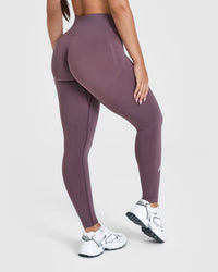 EffortlessLift™ Seamless Leggings with White Logo | Vintage Purple