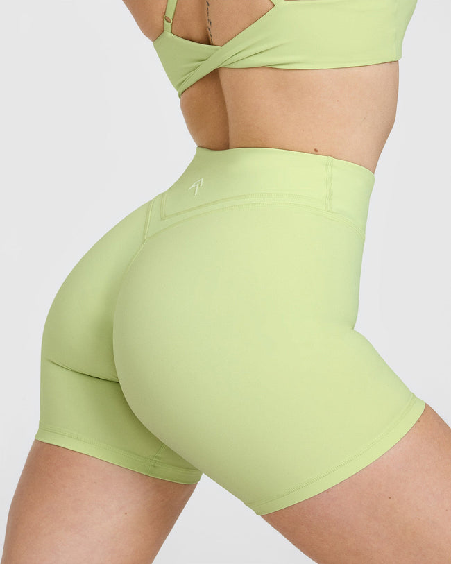 UnifiedMove™ Wrap Shorts 6" | Pump Green