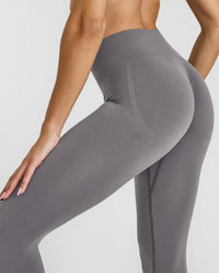 EffortlessLift™ Seamless Leggings with White Logo | Ash Gray