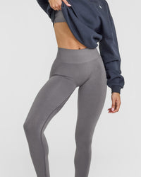 EffortlessLift™ Seamless Leggings with White Logo | Ash Gray