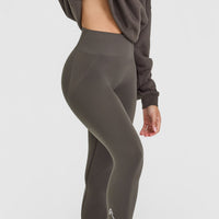 EffortlessLift™ Seamless Leggings with White Logo | Deep Taupe