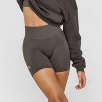 EffortlessLift™ Seamless Shorts with White Logo | Deep Taupe