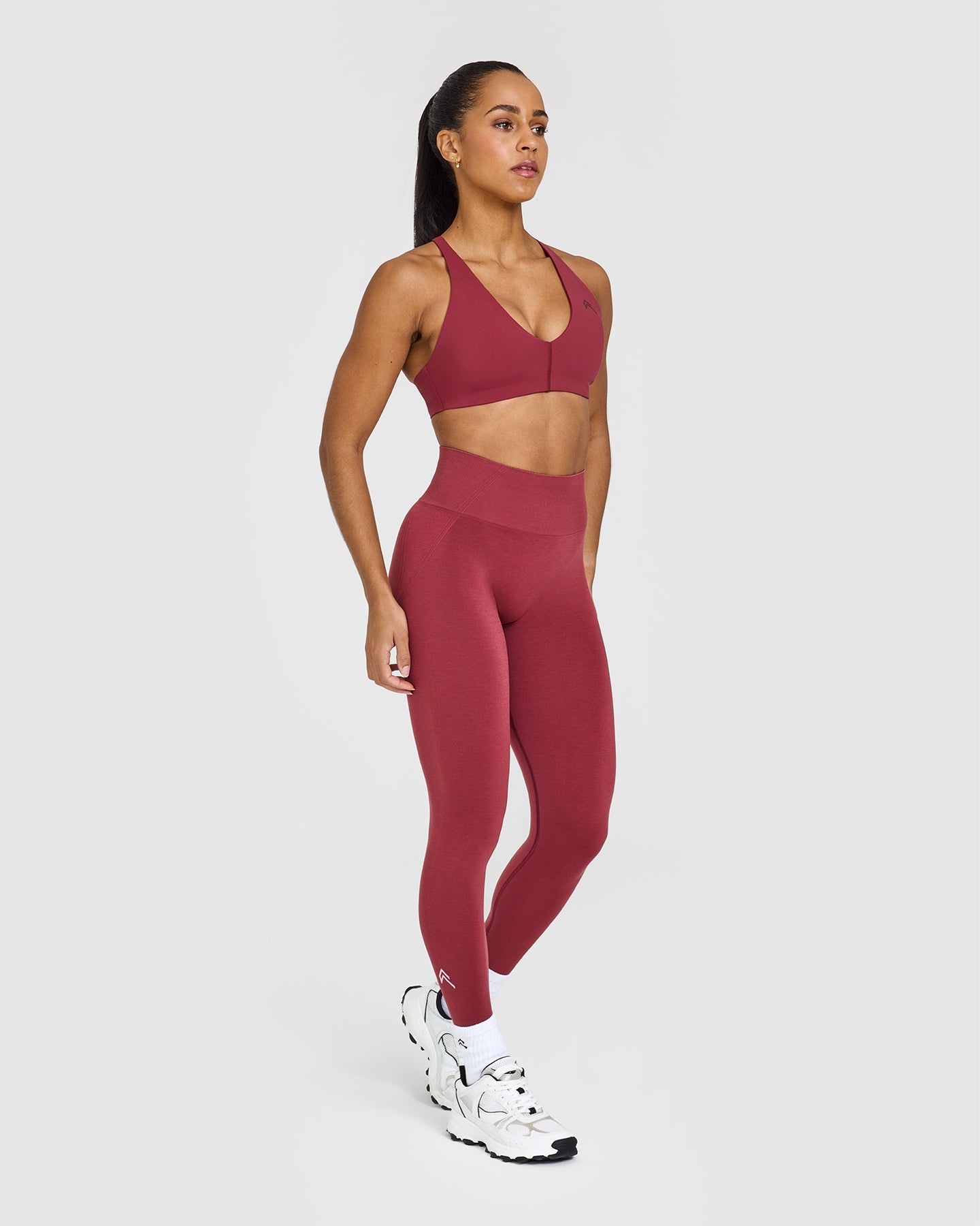 EffortlessLift™ Seamless Leggings with White Logo | Burnt Cherry