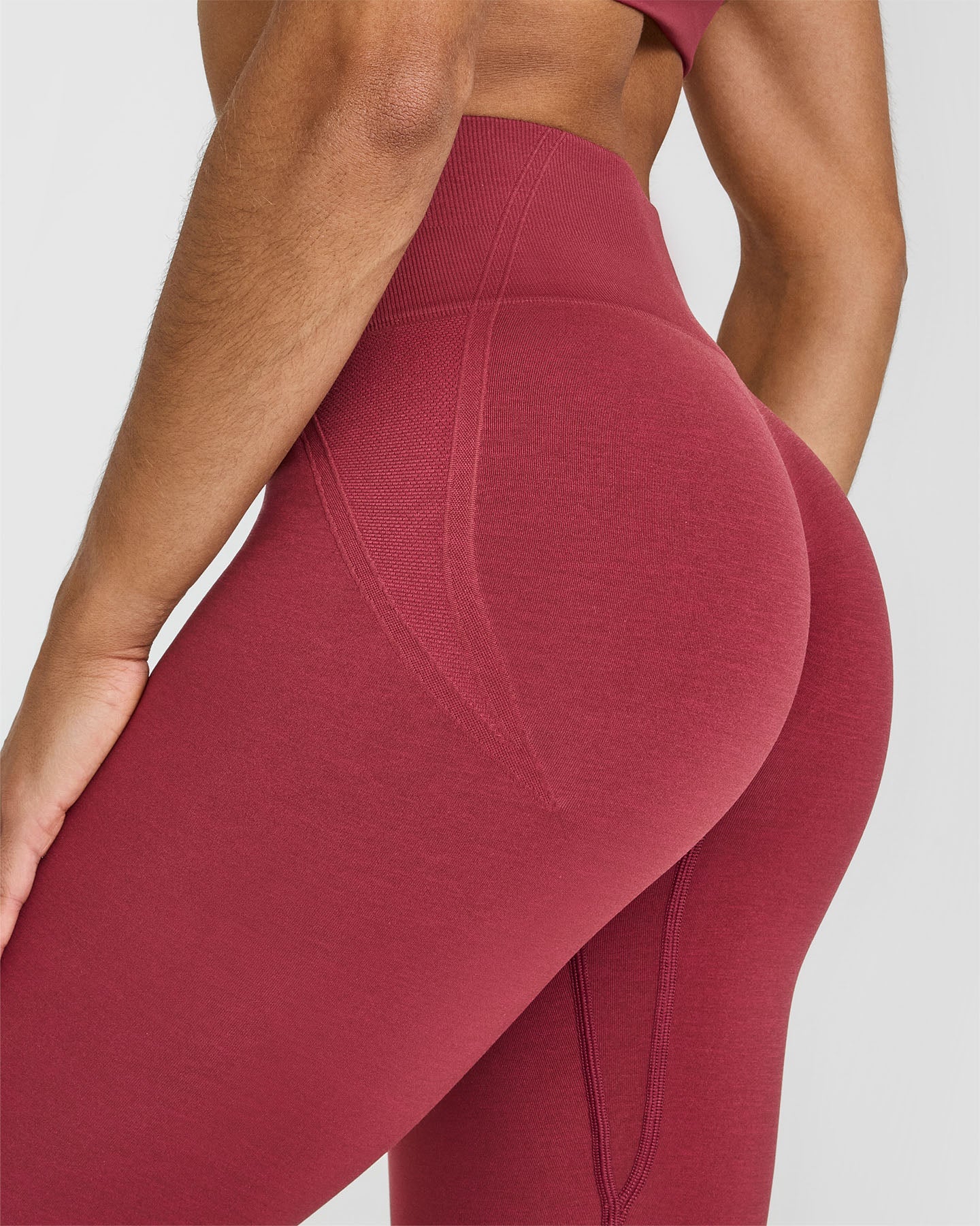 EffortlessLift™ Seamless Leggings with White Logo | Burnt Cherry