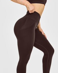 EffortlessLift™ Seamless Leggings with White Logo | 70% Cocoa