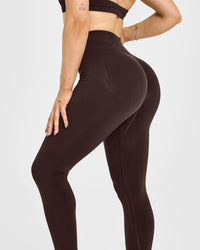 EffortlessLift™ Seamless Leggings with White Logo | 70% Cocoa