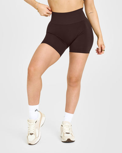 EffortlessLift™ Seamless Shorts with White Logo | 70% Cocoa