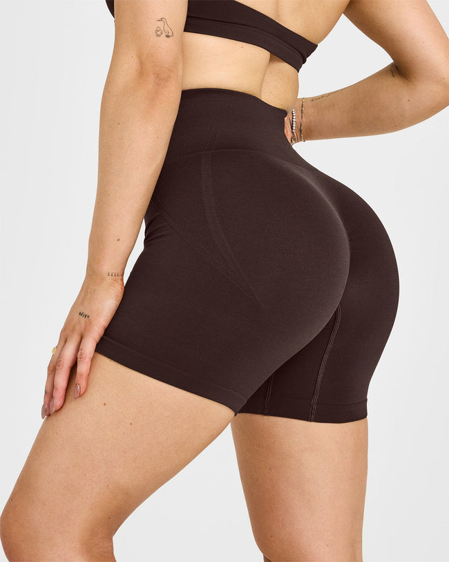 EffortlessLift™ Seamless Shorts with White Logo | 70% Cocoa