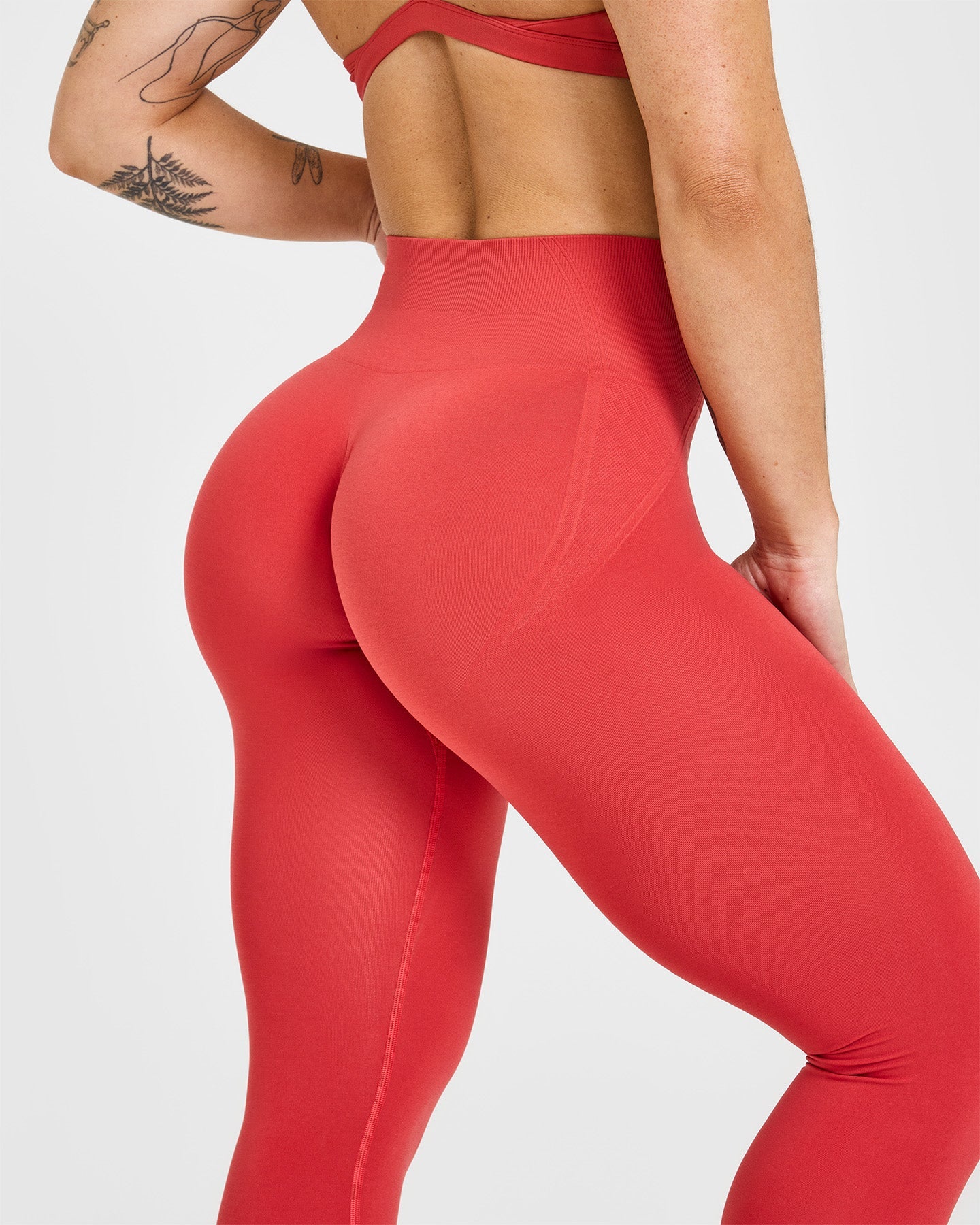 EffortlessLift™ Seamless Leggings with White Logo | Sweet Red
