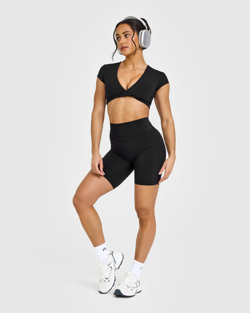 UnifiedMove™ Twist Front Short Sleeve Crop Top | Black
