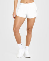 AirMove™ Lined Shorts 2" | White