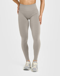 EffortlessLift™ Seamless Leggings with White Logo | Warm Sand