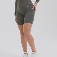 EffortlessLift™ Seamless Cycling Shorts with White Logo | Deep Taupe