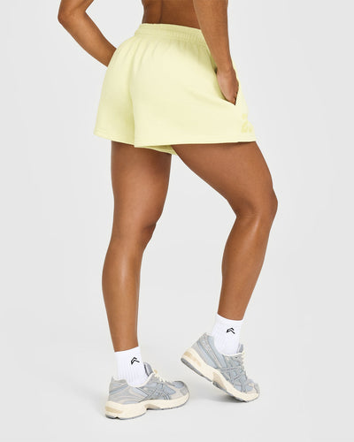 Foundations Oversized Oner 25 Shorts | Pastel Yellow