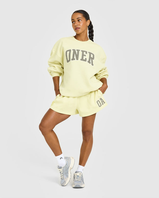Foundations Oversized Oner 25 Shorts | Pastel Yellow