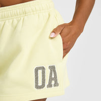 Foundations Oversized Oner 25 Shorts | Pastel Yellow